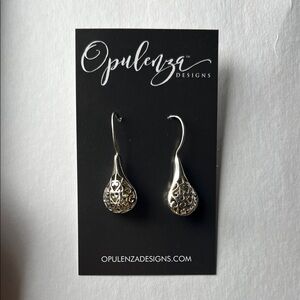 Opulenza Silver Teardrop Earrings